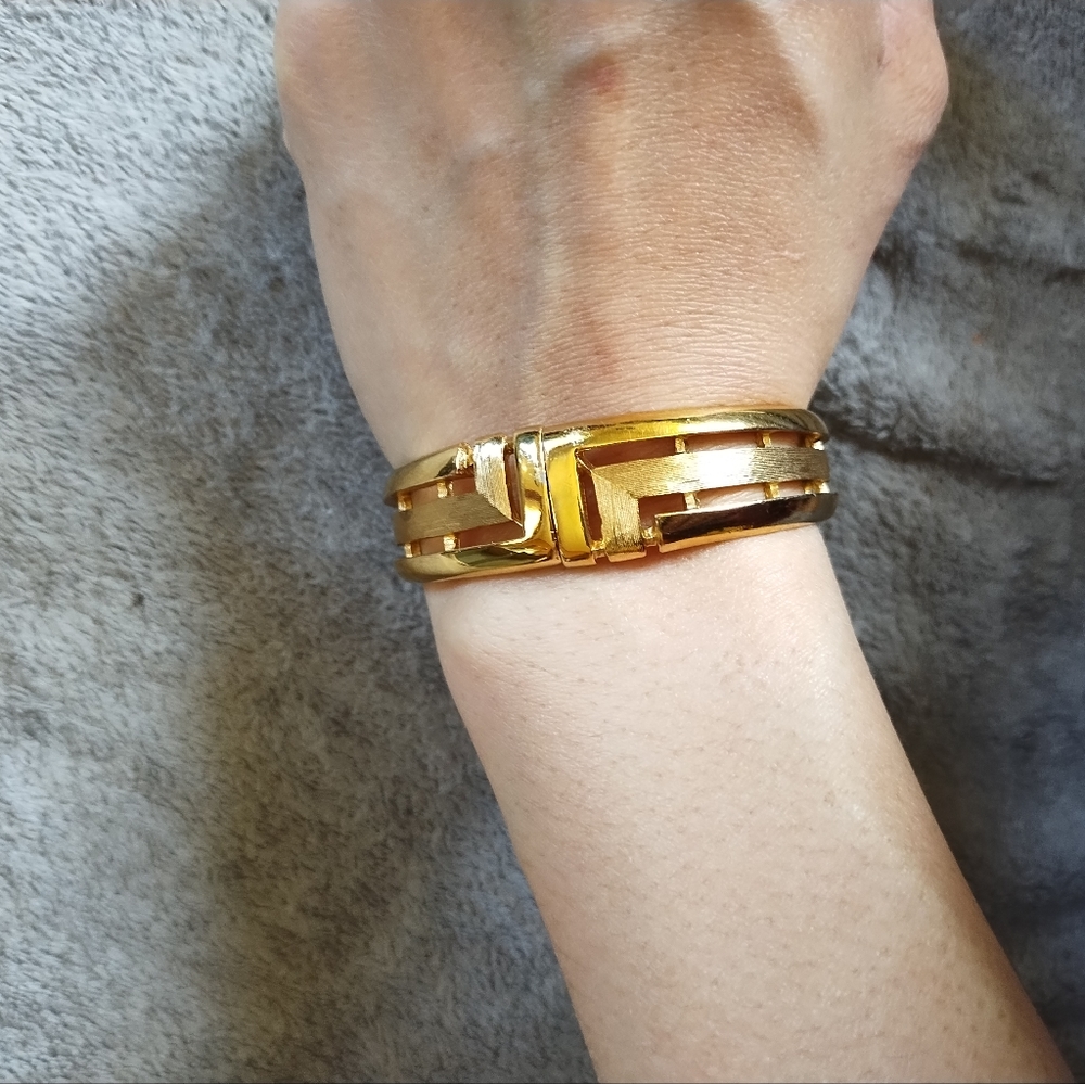 Bracelet - Picture 5 of 5